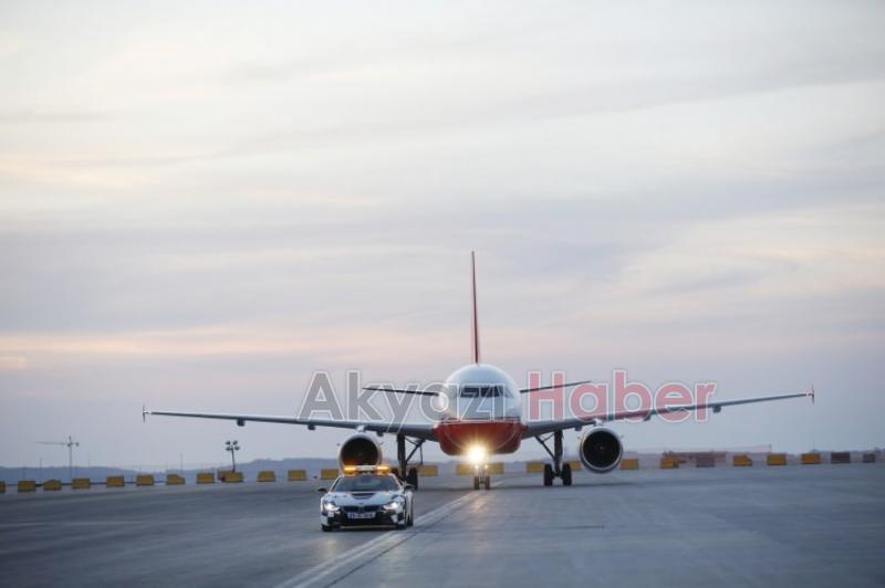 Yeni Havalimanının son hali havadan görüntülendi