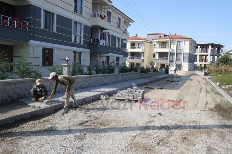 YENİ SOKAKLARIMIZ PARKE İLE BULUŞUYOR