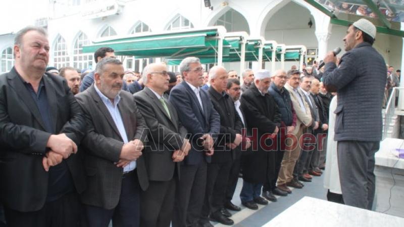 Yeni Zellandalı Şehit Kardeşlerimizin Gıyabi Cenaze Namazına Akyazı Halkından Yoğun İlgi