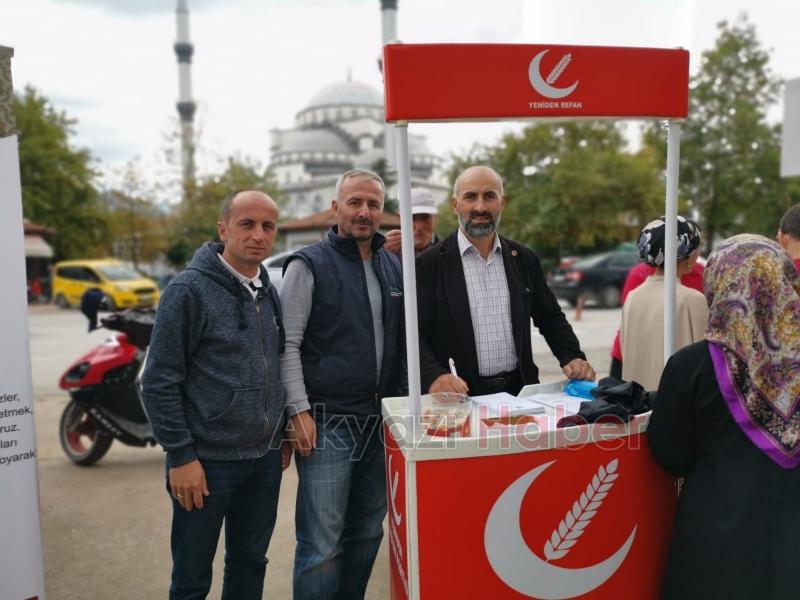 Yeniden Refah Partisi Aşure Dağıttı
