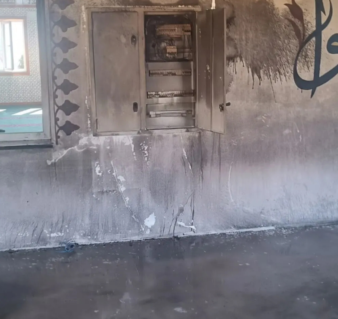 Yeniköy Osmanlı Camii’nde yangın