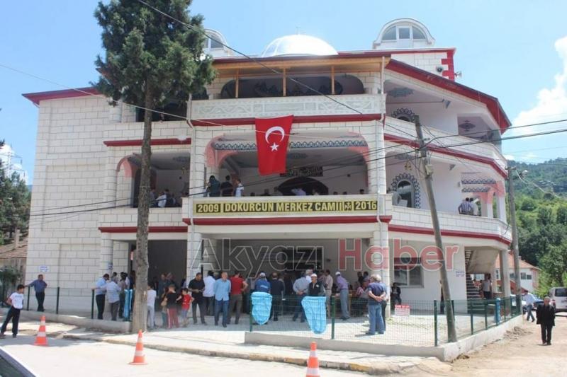 Yenilenen Dokurcun Merkez Camii İbadete Açıldı