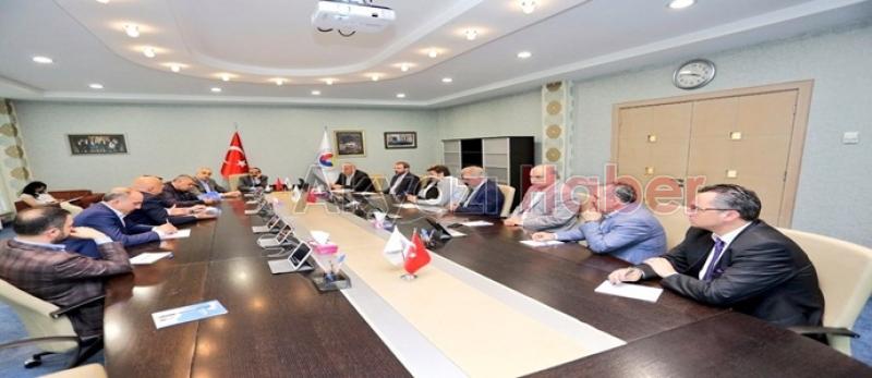 Yerli oto için bir araya geldiler