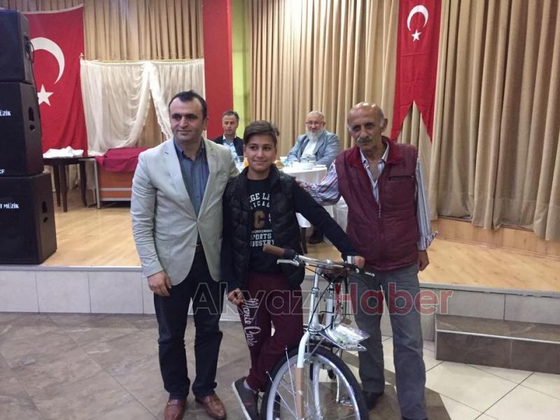 Yetimler İftarda Bir Araya Geldi