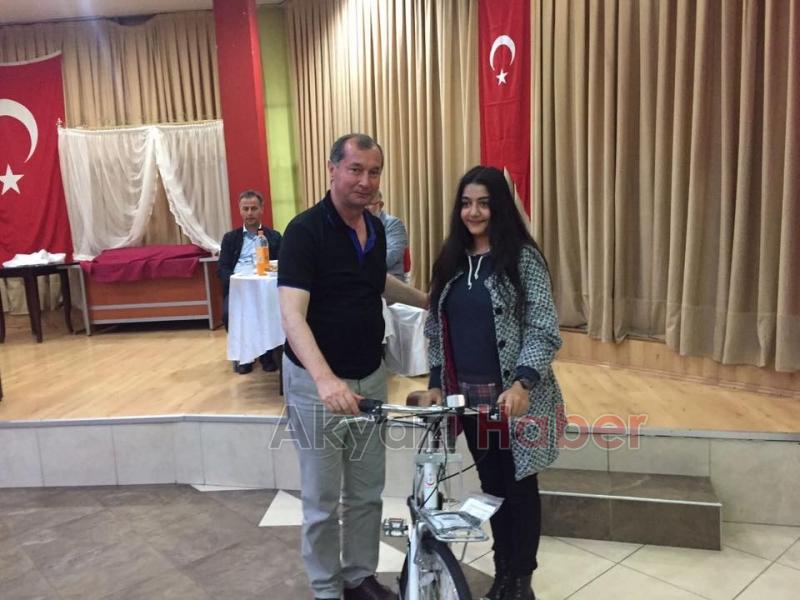 Yetimler İftarda Bir Araya Geldi