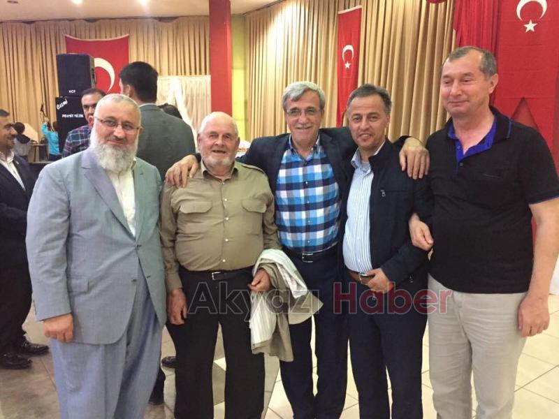 Yetimler İftarda Bir Araya Geldi