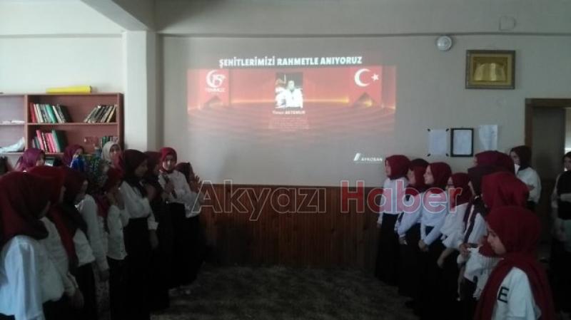 Yıldırım Kız Kuran kursu öğrencileri Şehit ve gaziler için program düzenledi