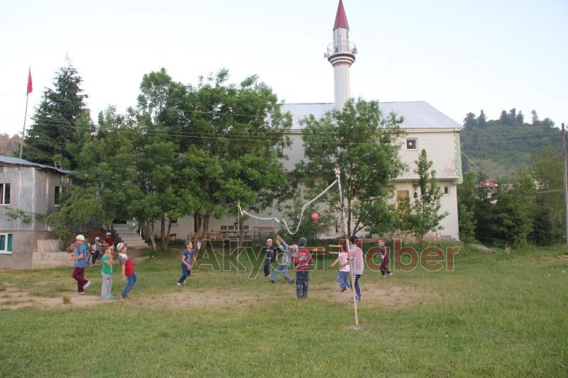 Yıldırımlar Kuran Kursu Yaylada Hafta Sonu Piknik Yaptı