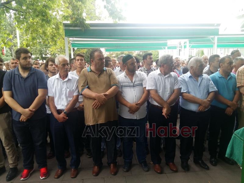 Yıldız Karaoğlan Defnedildi