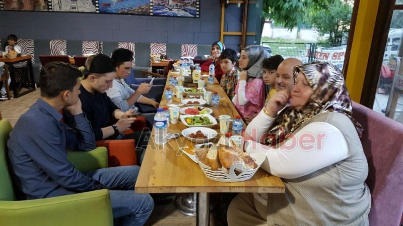 Yılpar Parkenin 5 Geleneksel Çalışan Aileler İftarı Gerçekleştirildi