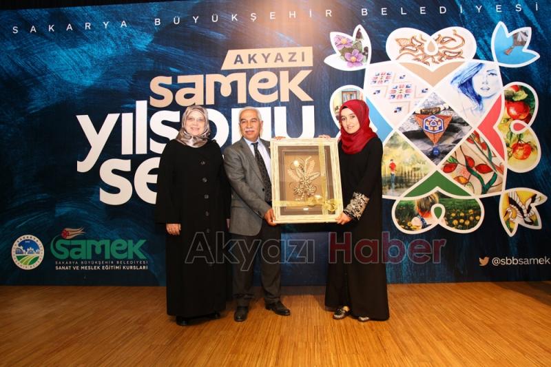 Yılsonu sergi heyecanı Akyazı’da yaşandı