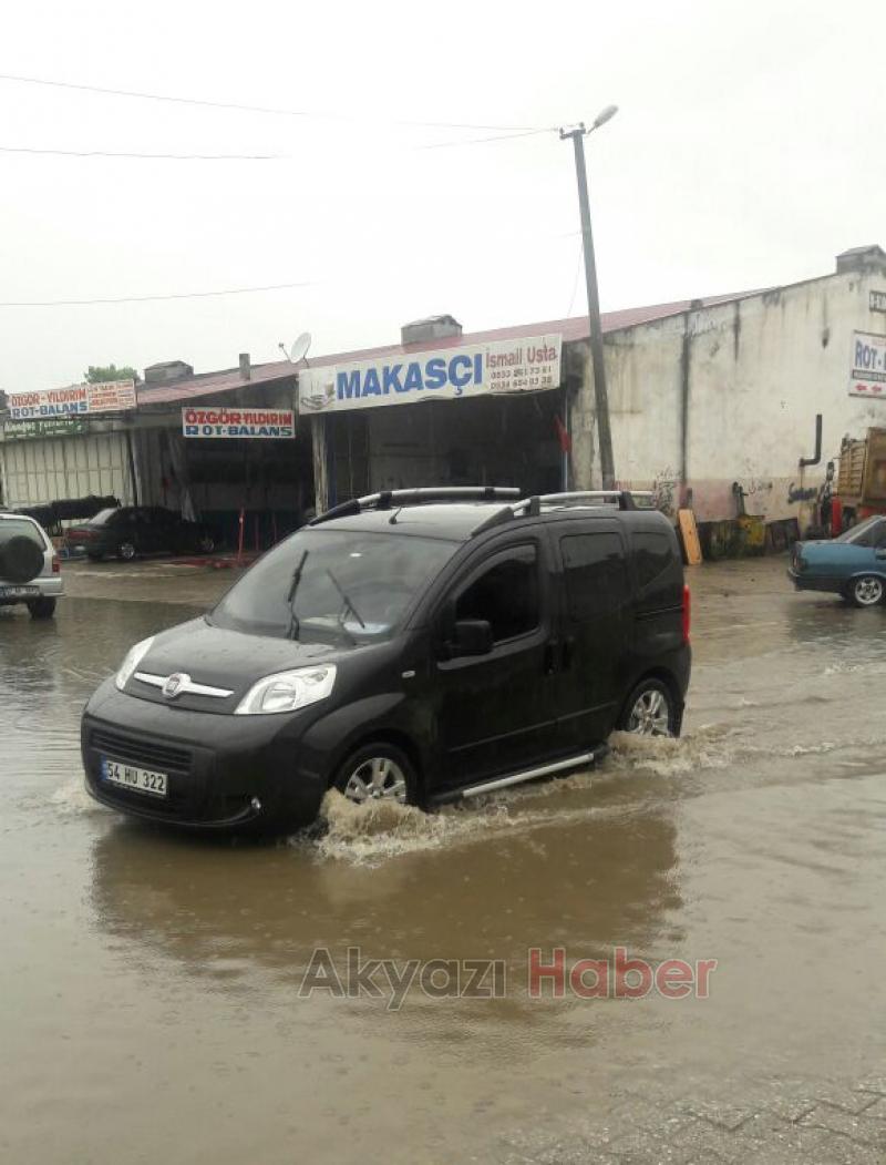 Yoğun Sağanak Yağış Yaşamı Olumsuz Etkiledi