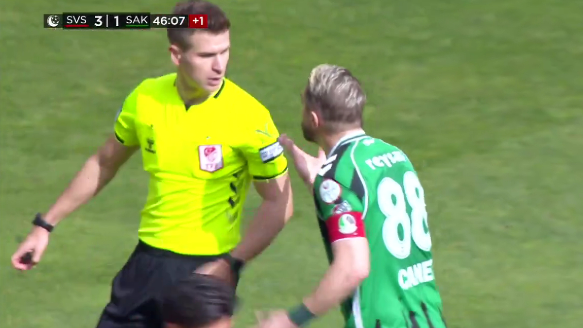 Yok artık Caner! 12 maçta 4 kırmızı kart