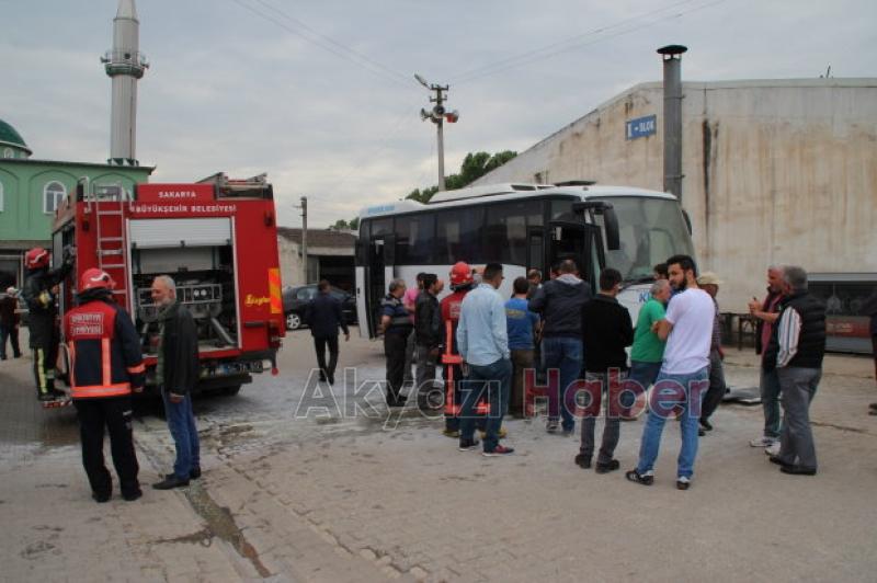 Yolcu Minibüsü Alev Aldı