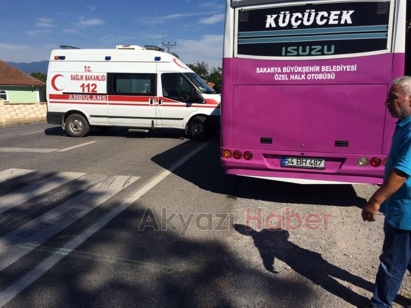 Yolcu Minibüsünde Fenalaşan genç Kız Hastaneye Kaldırıldı