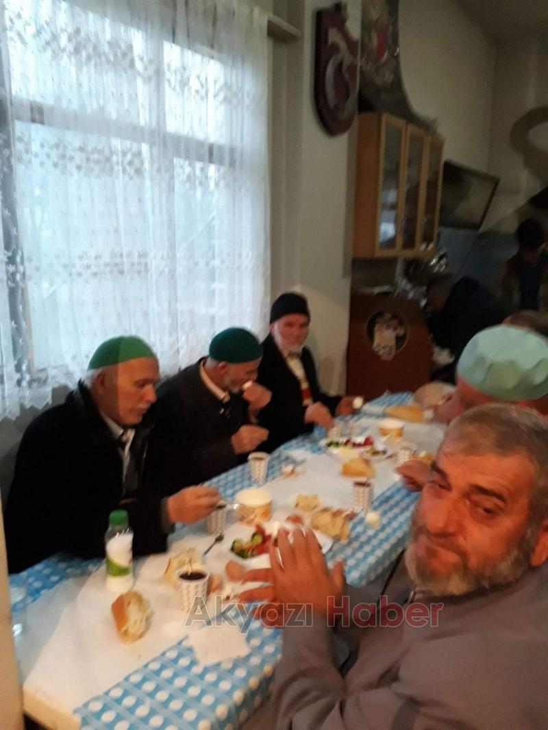 Yongalık Gençliği Her Pazar Sabahı Manevi Huzur Yaşıyor