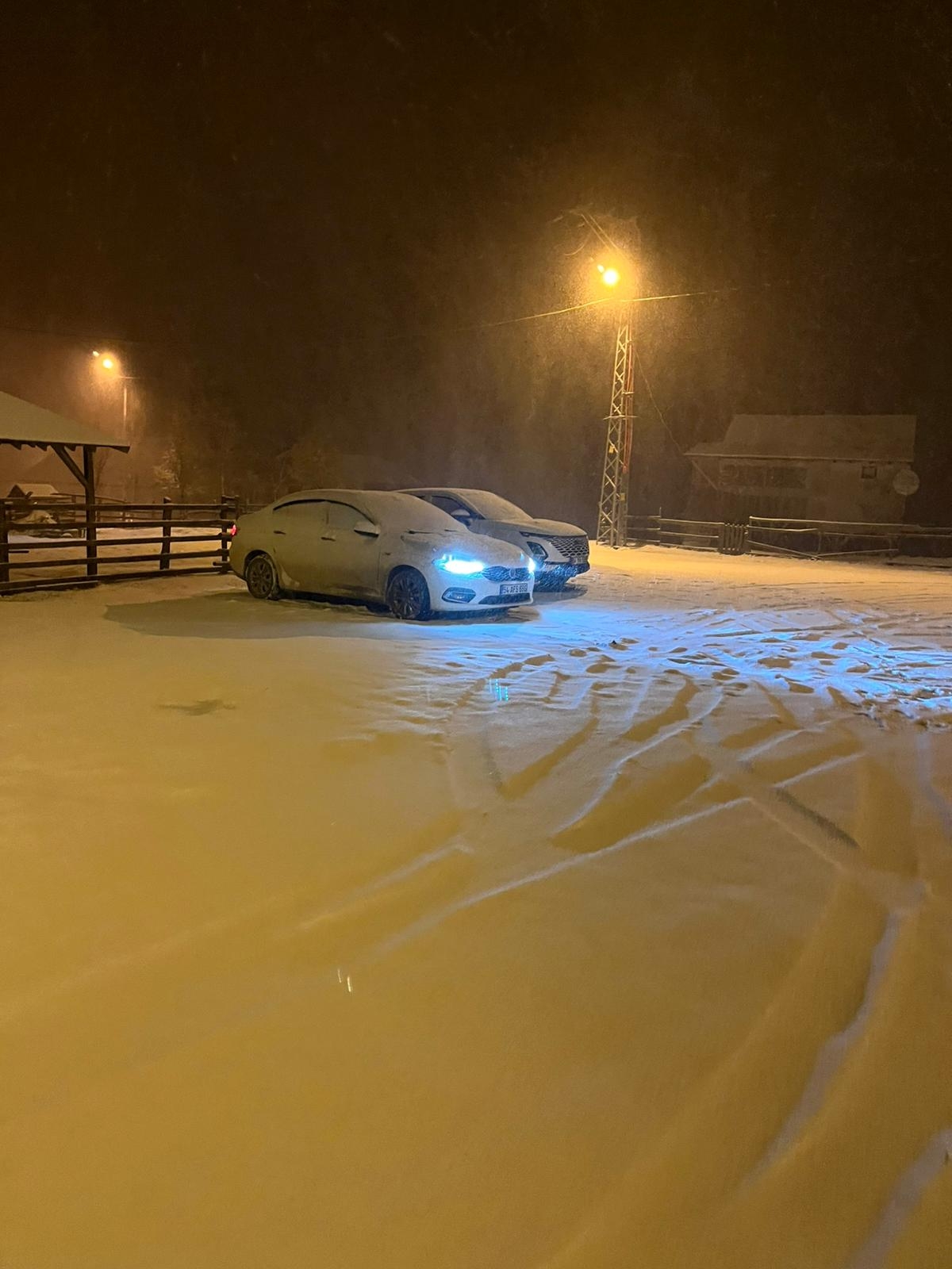 Yüksek kesimler karla kaplandı