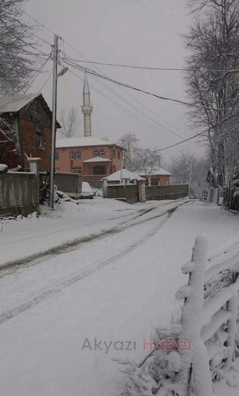 YÜKSEK KESİMLERDE KAR YAĞIŞI BAŞLADI