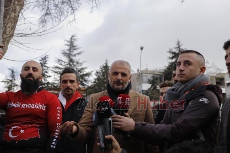 Yunanistan Büyükelçiliği önünde direkli tepki