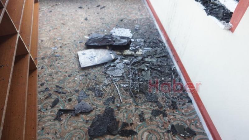 Yunus Emre Camiinde Yangın