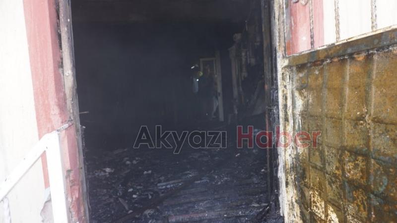 Yunus Emre Camiinde Yangın