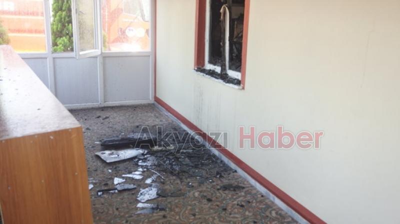 Yunus Emre Camiinde Yangın