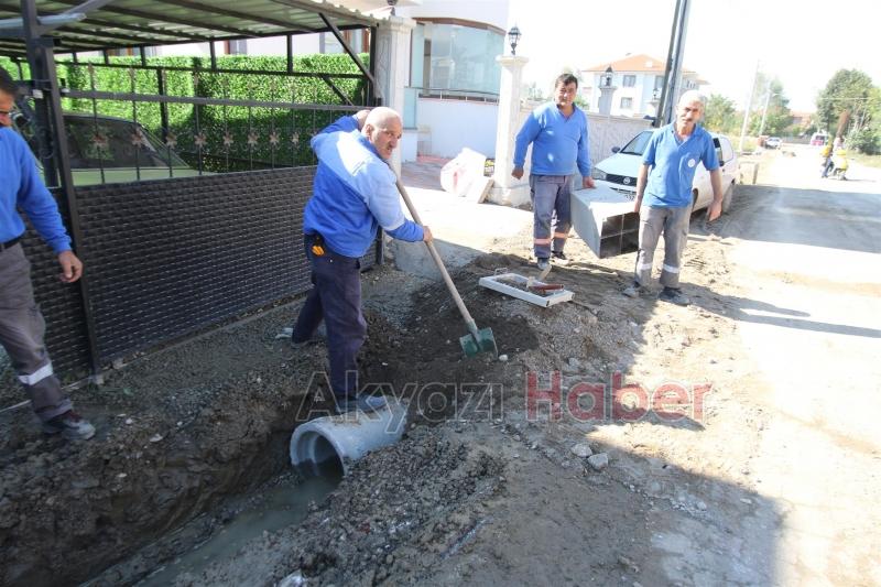 YUVALAK CADDESİ’NİN ALT YAPISI GÜÇLENDİRİLİYOR