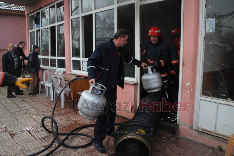 Yuvalak'ta Dernek Yangını