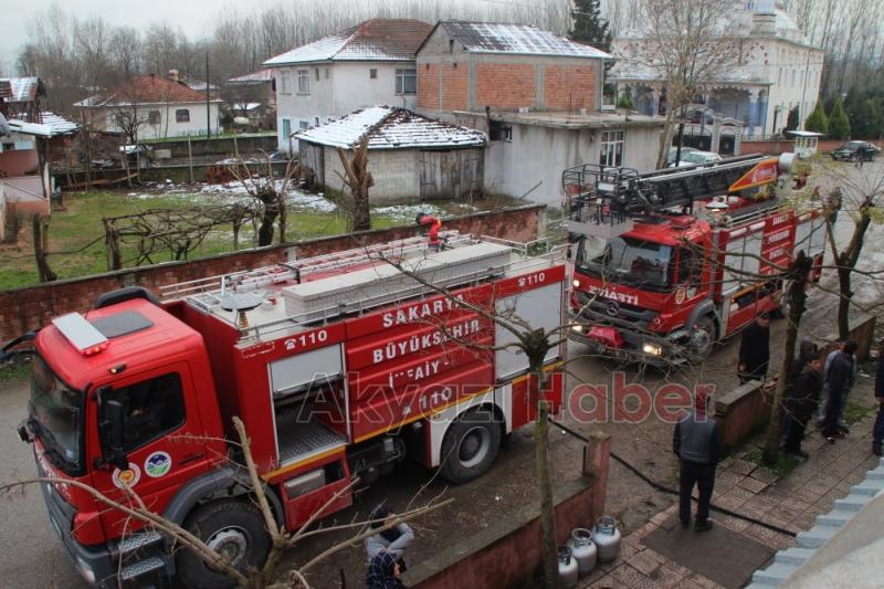 Yuvalak'ta Dernek Yangını