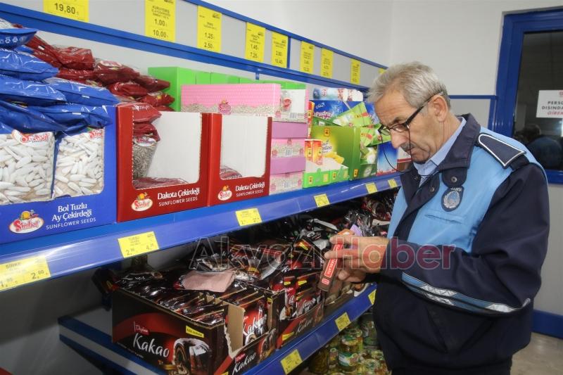 ZABITA EKİPLERİ GRAMAJ VE FİYAT DENETİMİNE DEVAM EDİYOR