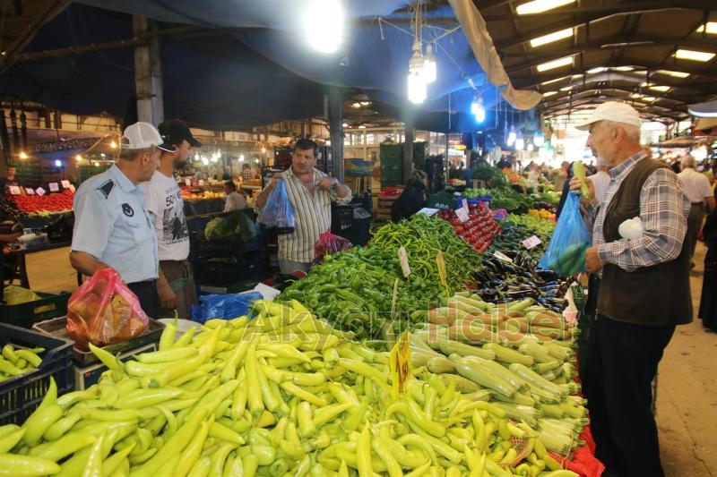 ZABITA MÜDÜRLÜĞÜNDEN RAMAZANDA PAZARYERİNDE SIKI DENETİM