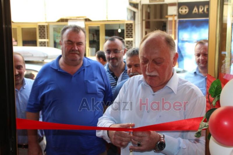 Zafer Kitabevi Dualarla Açıldı