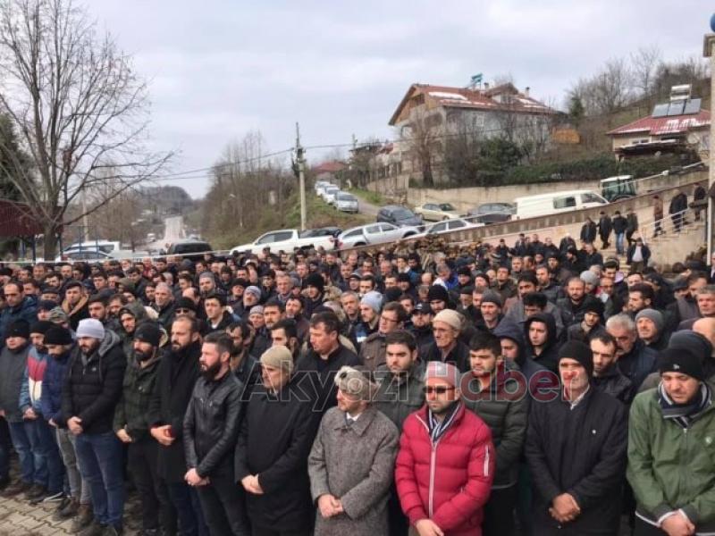 Zahide Sağlam Dualarla Defnedildi