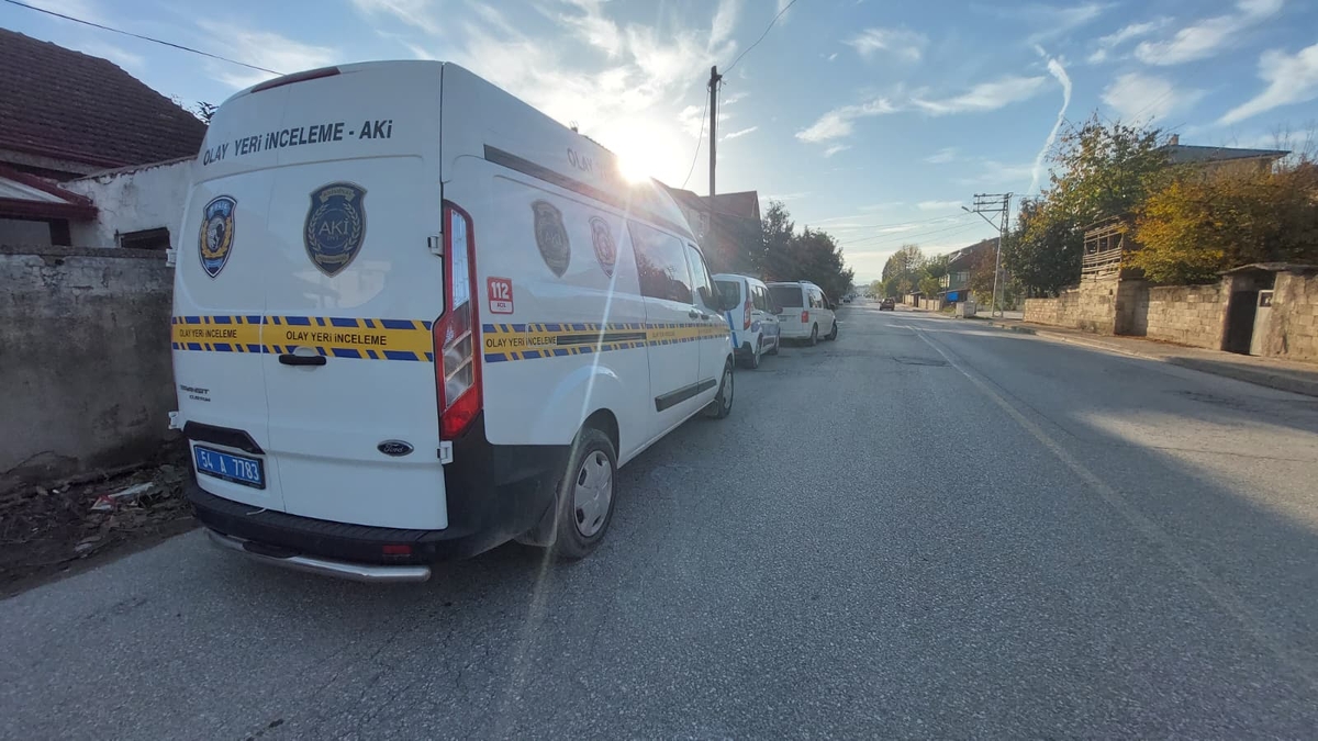 Akyazı'da uyuşturucu operasyonu