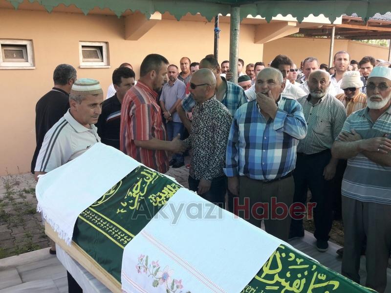 ZEKİ ACAR DEFNEDİLDİ