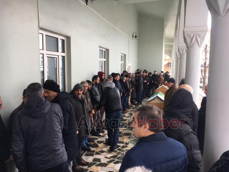 Zeki Ermiş Selçuk Şanlar ve Rafiye Sakönder Defnedildi