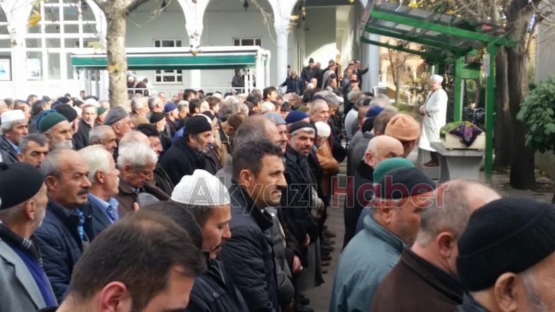 Zekiye Acar Defnedildi