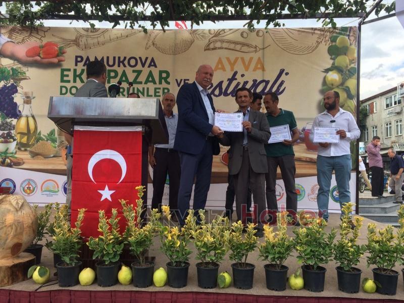 Ziraat Odası Başkanı Bayraktar Pamukova Ayva Festivaline Katıldı