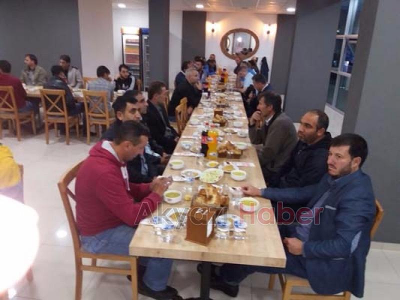 Zirve Yapı Misafirleriyle Geleneksel İftar Sofrasında Buluştu