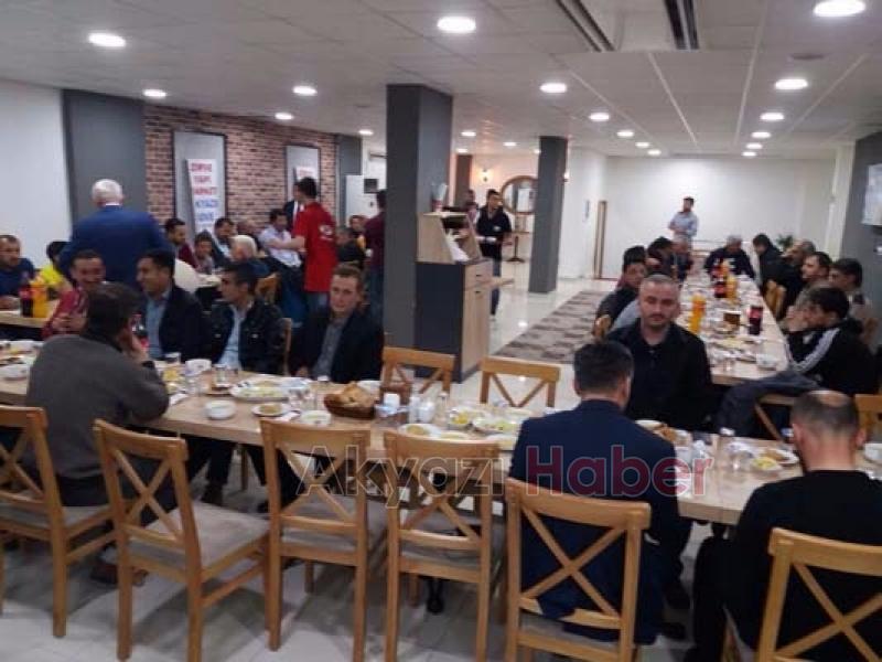 Zirve Yapı Misafirleriyle Geleneksel İftar Sofrasında Buluştu
