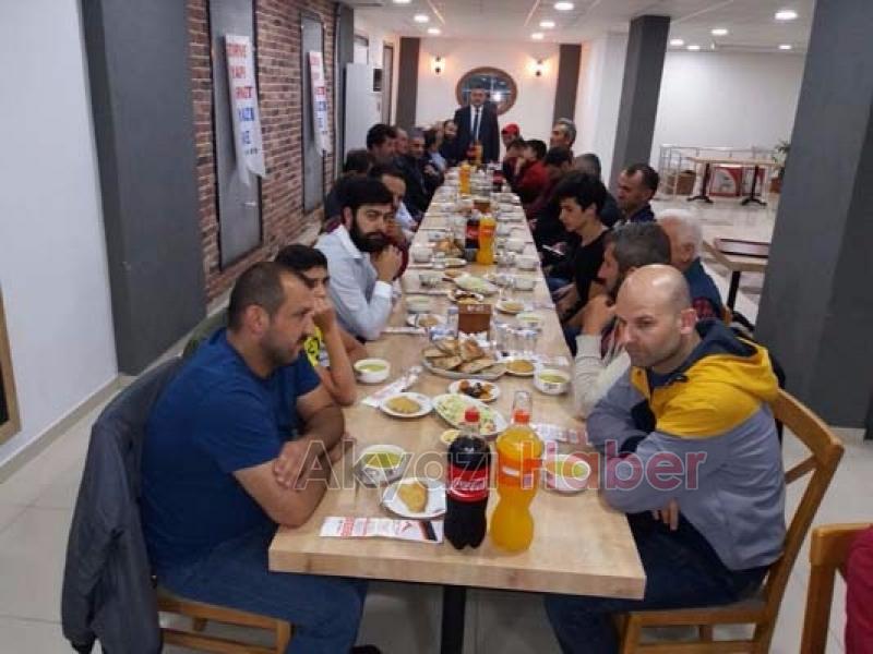 Zirve Yapı Misafirleriyle Geleneksel İftar Sofrasında Buluştu