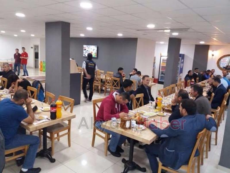 Zirve Yapı Misafirleriyle Geleneksel İftar Sofrasında Buluştu