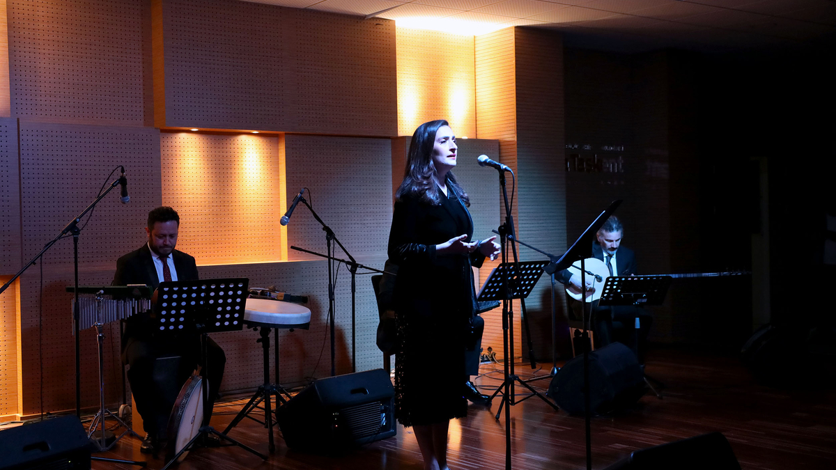 Ziya Taşkent’te Yaprak Sayar konseriyle müzik dolu gece