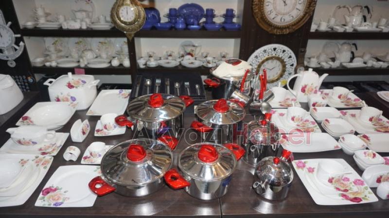 Zümrüt Züccaciyede Devam Ediyor