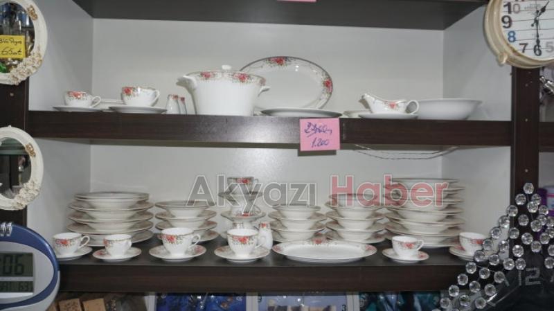 Zümrüt Züccaciyede Devam Ediyor