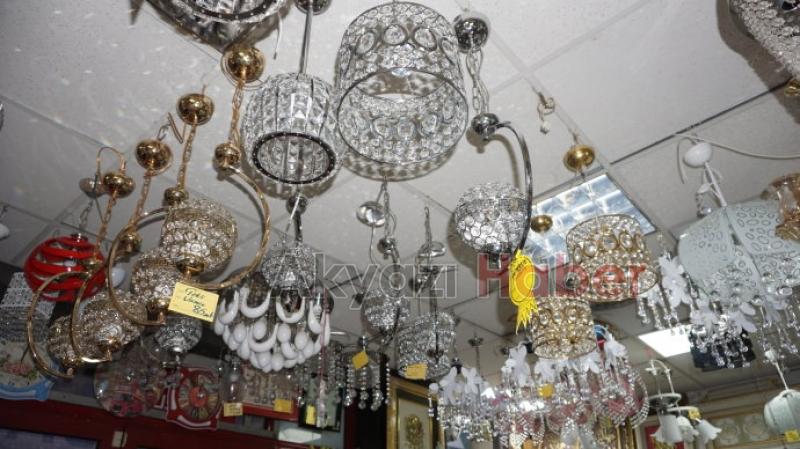 Zümrüt Züccaciyede Devam Ediyor