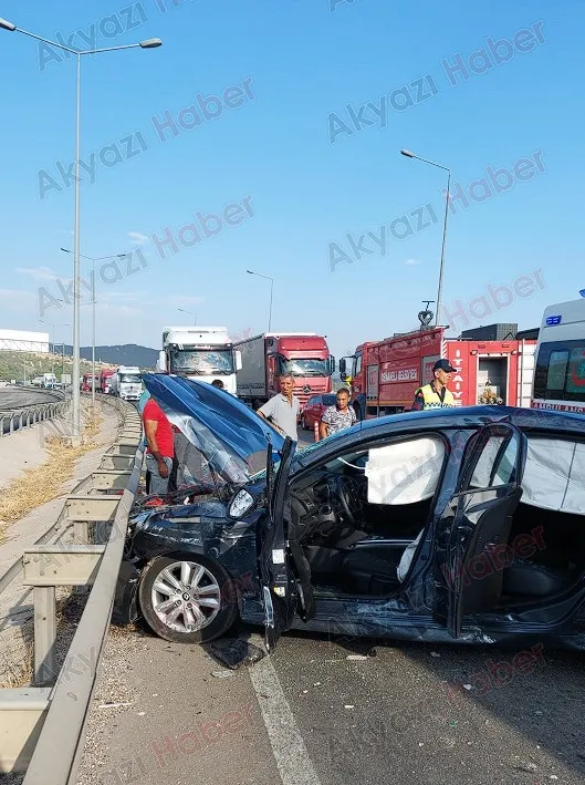 Geyve Belediye Başkanı’nın İçinde olduğu araç kazaya karıştı: 3 yaralı