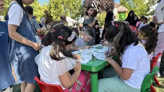 Gezgin Çocuk Atölyesi Karapürçek’e neşe götürdü