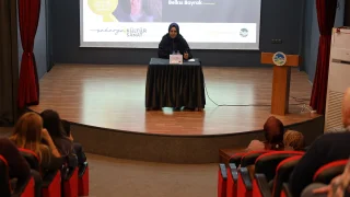 Gülizar OSM’de beğeni topladı