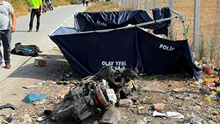 Hafif ticari araçla çarpışan motosikletli öldü